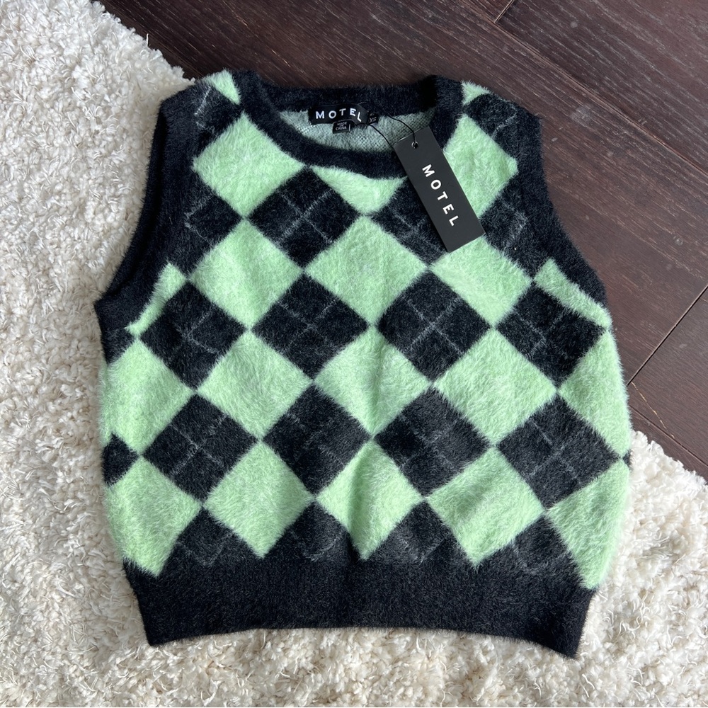 Motel Rocks Saki Tank Knit Diamond Print Sweater Vest - Black / Green
